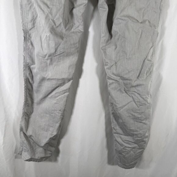 KUHL Pants Women's 6 Grey Button Zip Lightweight Snap Zip 31" Inseam - Picture 10 of 12